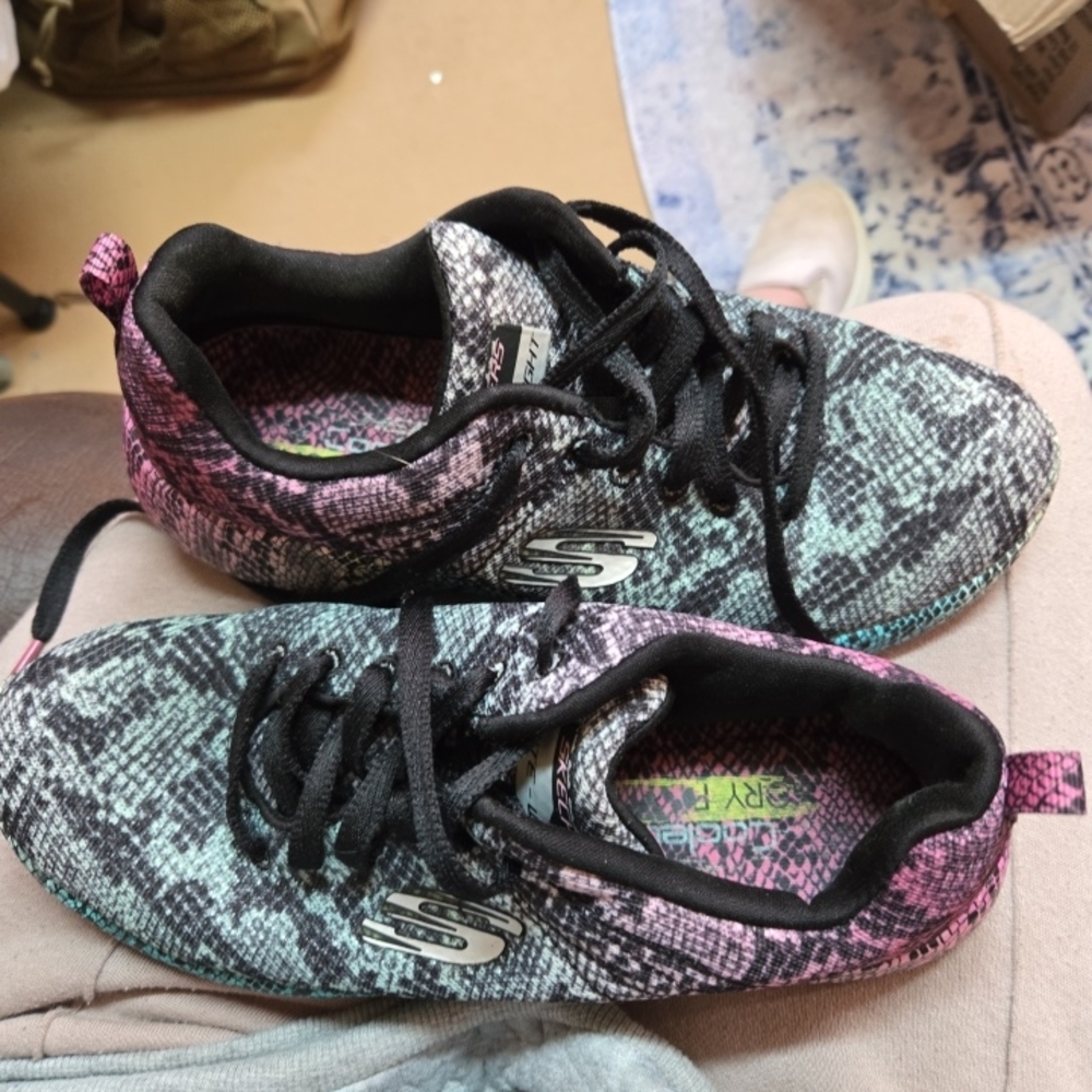 Skechers Memory Foam Cooled Shoes, Sz 7
